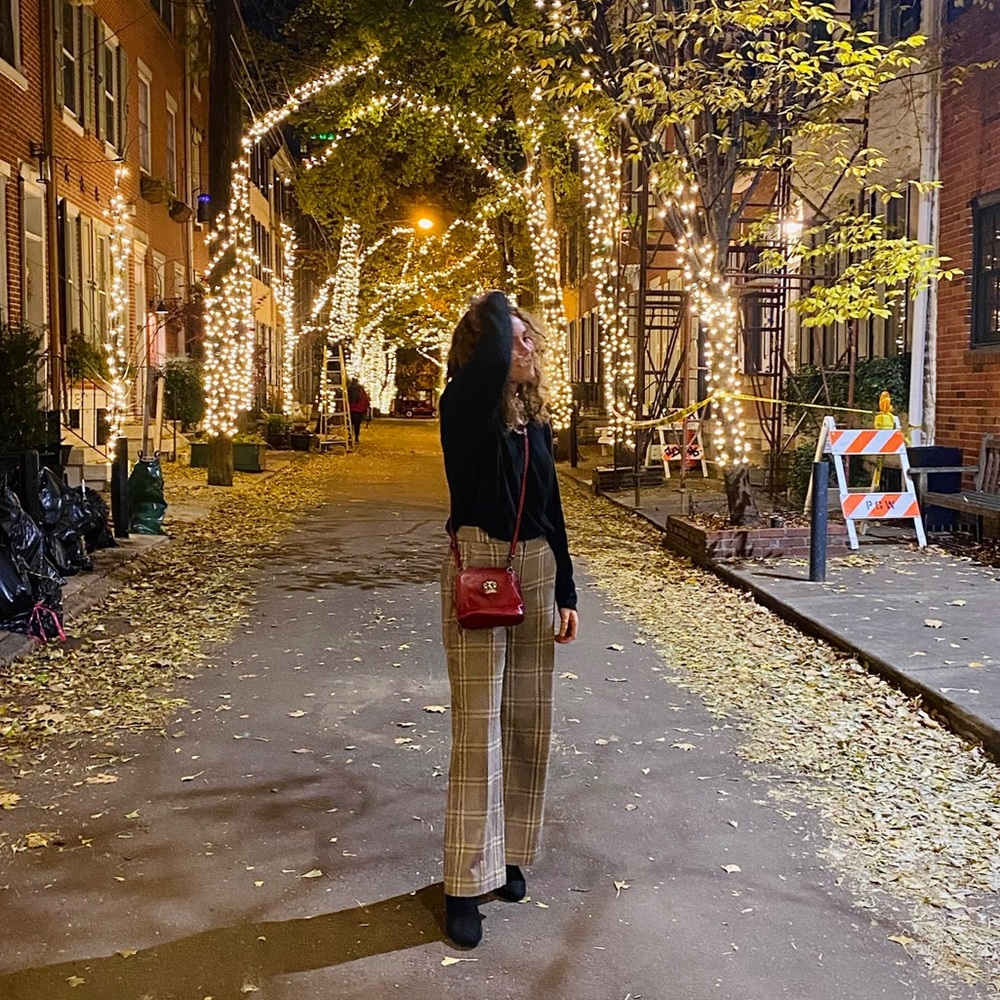 Meet your Posher, Sabrina